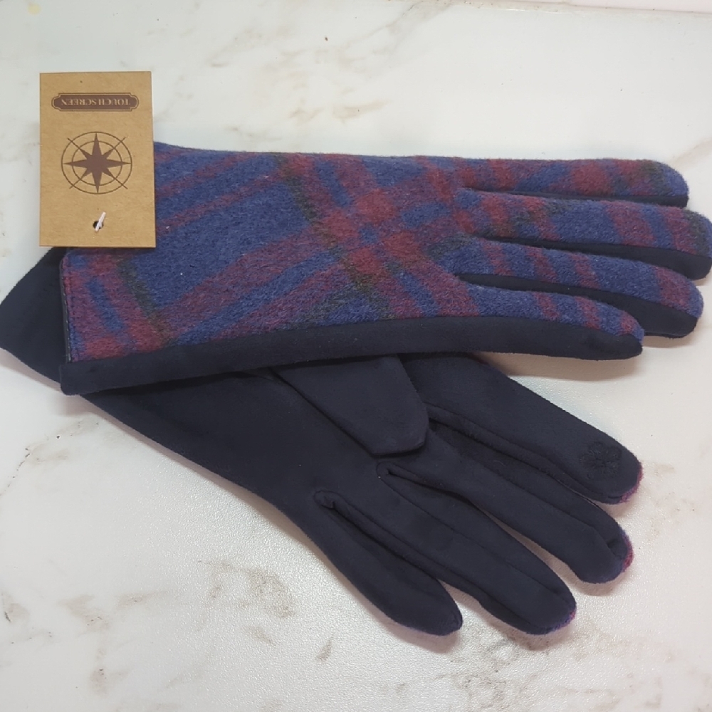 Women's Navy & Red Plaid Gloves